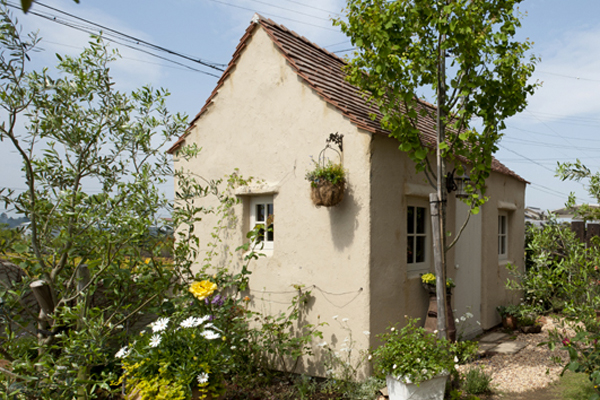 ガーデンシェッド（小屋）のある二世帯住宅